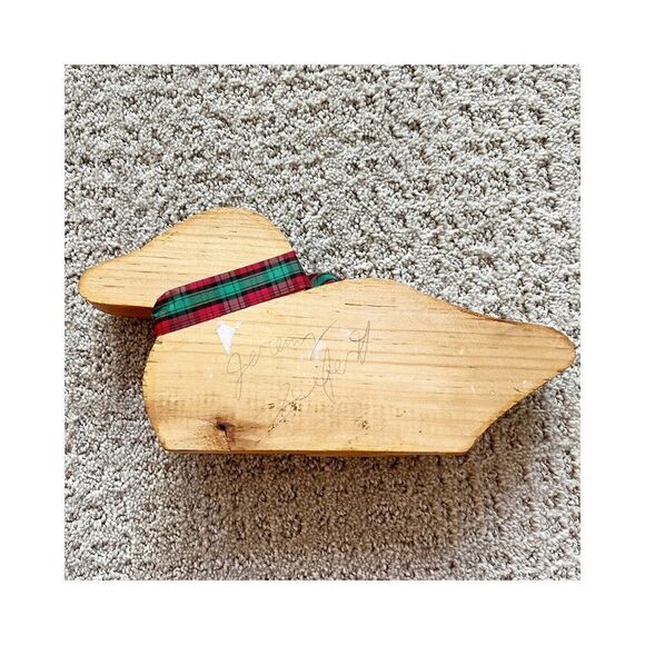 Hand Carved Duck Wall Plaque Wooden Folk Art Country Decor Mom Dad Baby 80s 90s - Picture 4 of 8